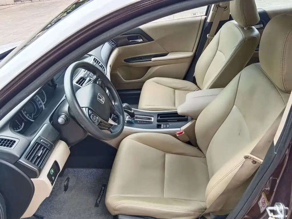 Honda Accord 2015 — фото 5