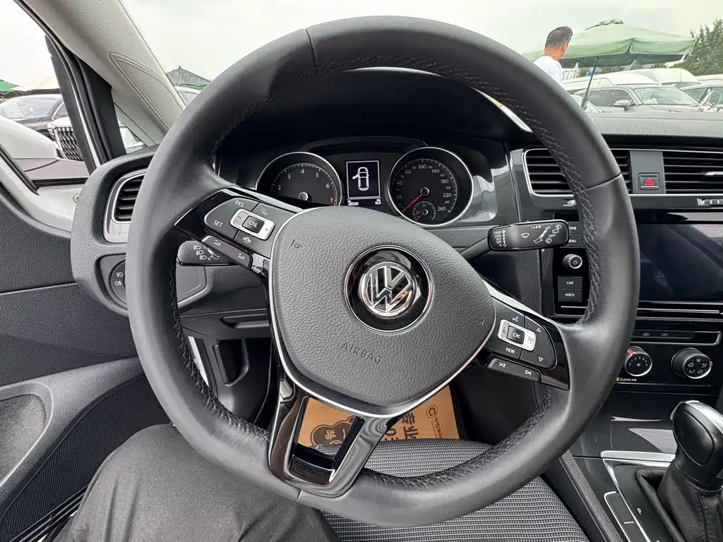 Volkswagen Golf 2019