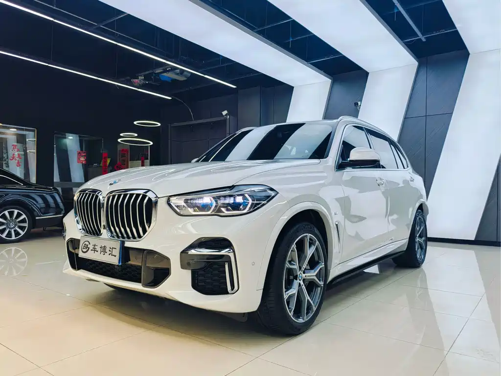 BMW X5 2023 — фото 1