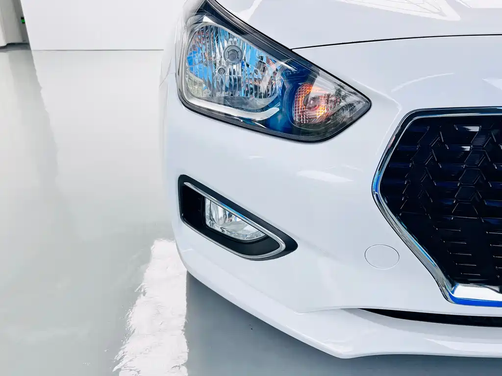 Hyundai Verna 2018 — фото 6