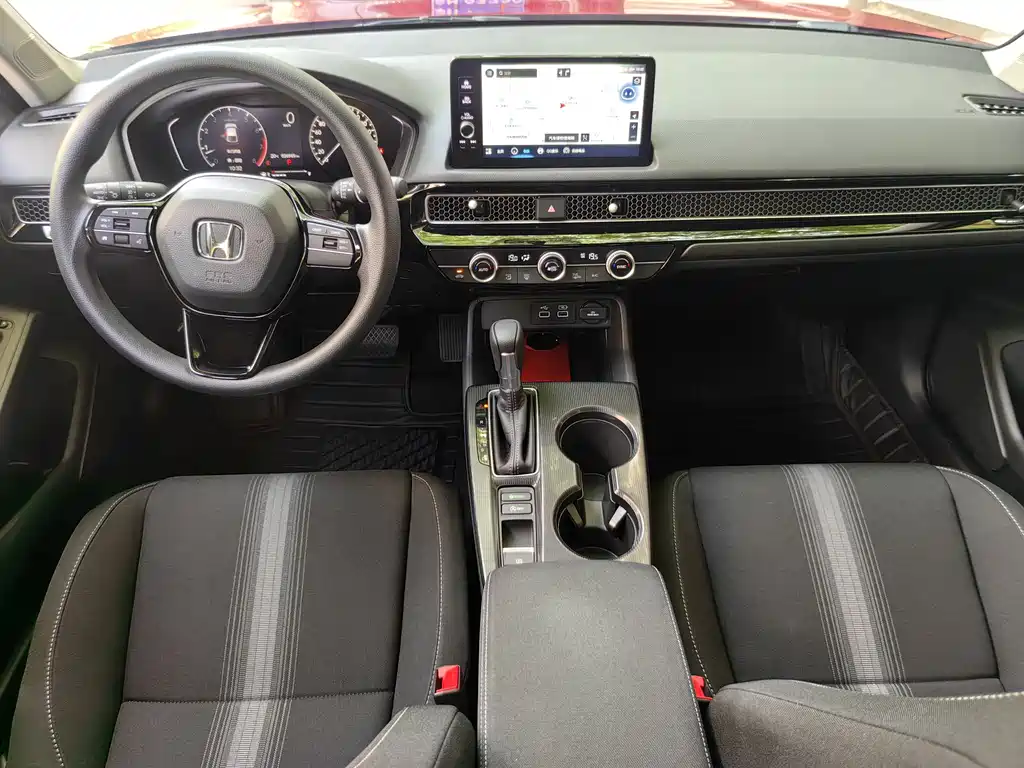 Honda Civic 2024 — фото 17