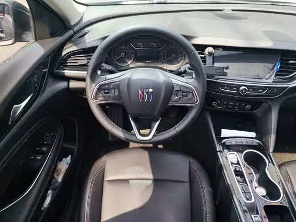 Buick Regal 2025