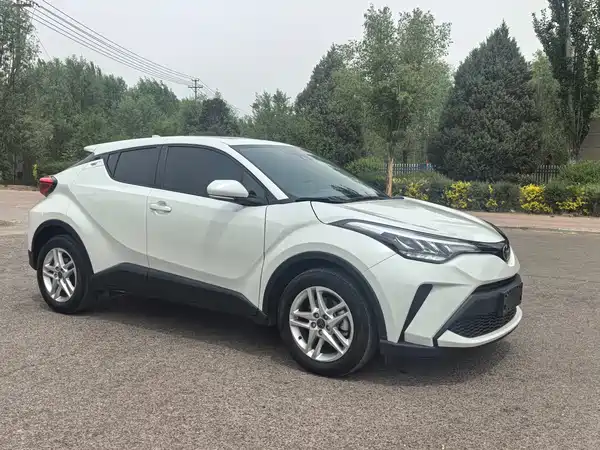 Toyota C-HR 2023