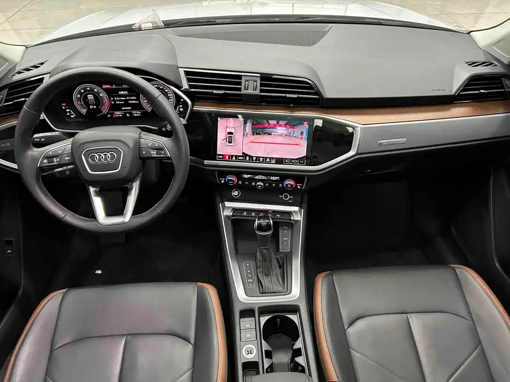 Audi Q3 2023 — фото 2