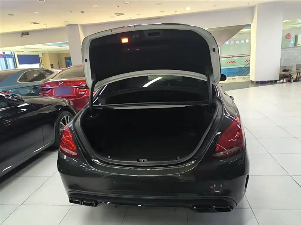 Mercedes-Benz C-Class 2017 — фото 19