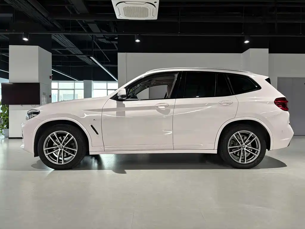 BMW X3 2018 — фото 3