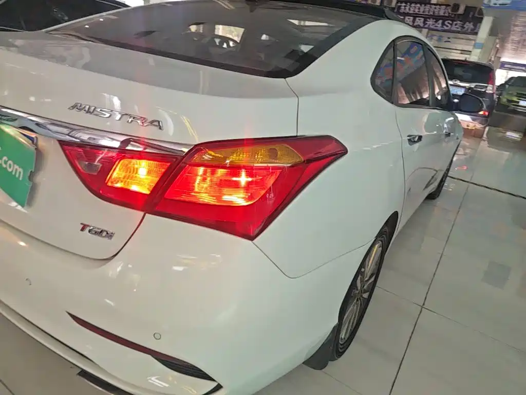 Hyundai Mistra 2017 — фото 8