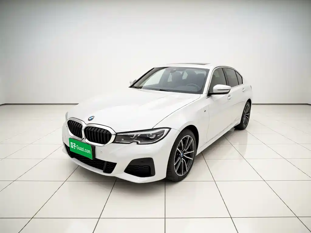 BMW 3 Series 2022