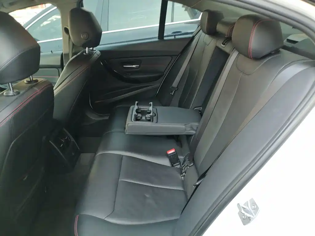 BMW 3 Series 2014 — фото 17