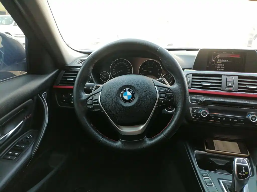 BMW 3 Series 2014 — фото 11