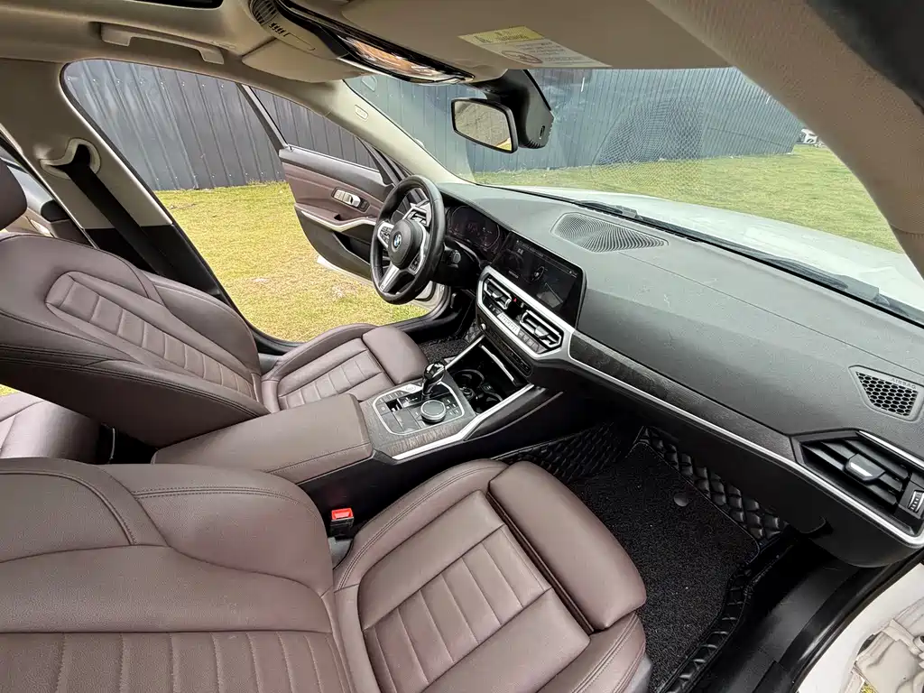 BMW 3 Series 2020 — фото 13