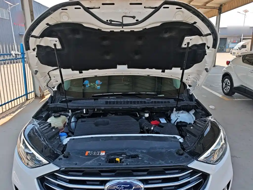 Ford Edge 2020 — фото 20
