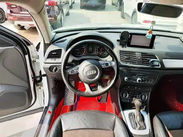 Audi Q3 2016