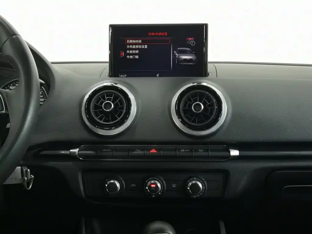 Audi A3 2020 — фото 12