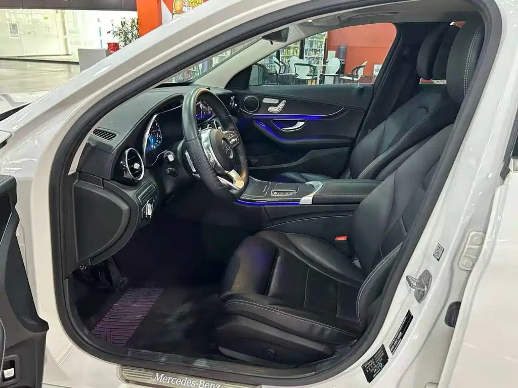 Mercedes-Benz C-Class 2020 — фото 11