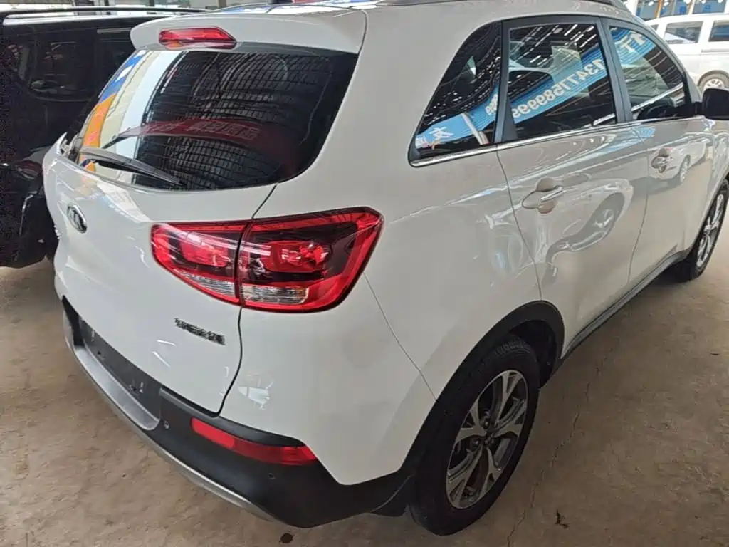 Kia KX3 2015