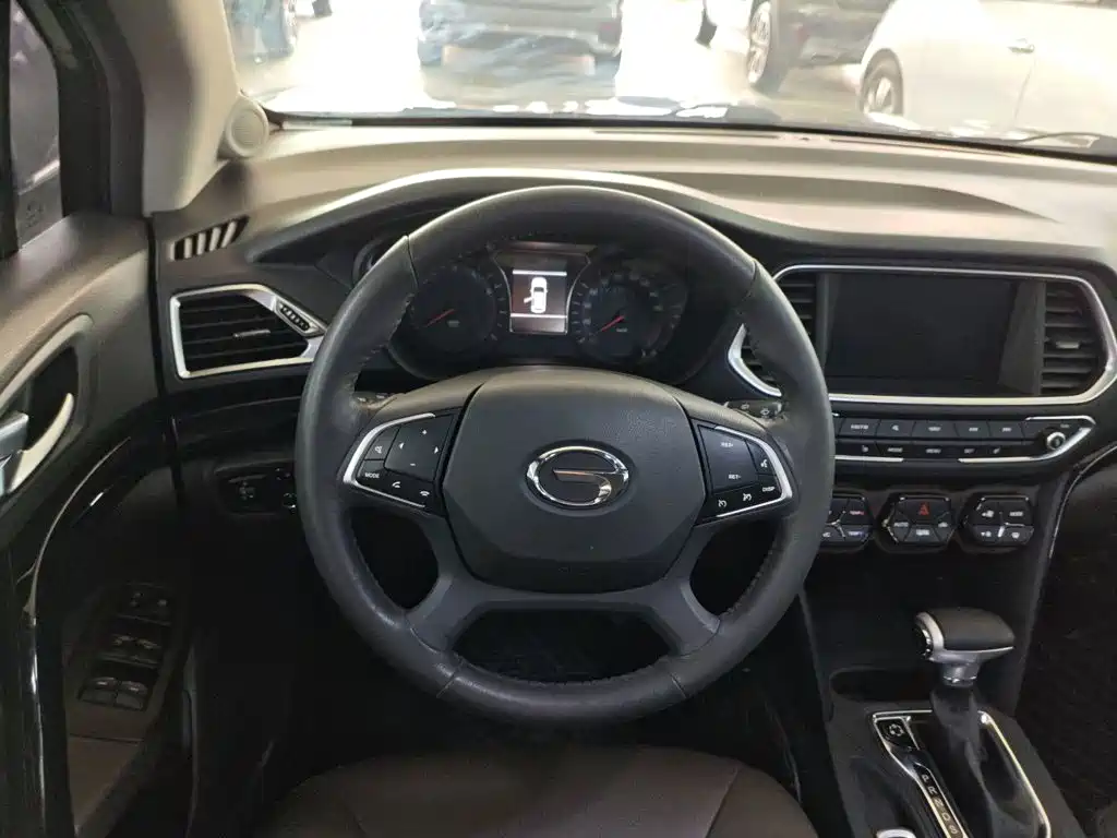 GAC Motor Trumpchi GS4 2018 — фото 11
