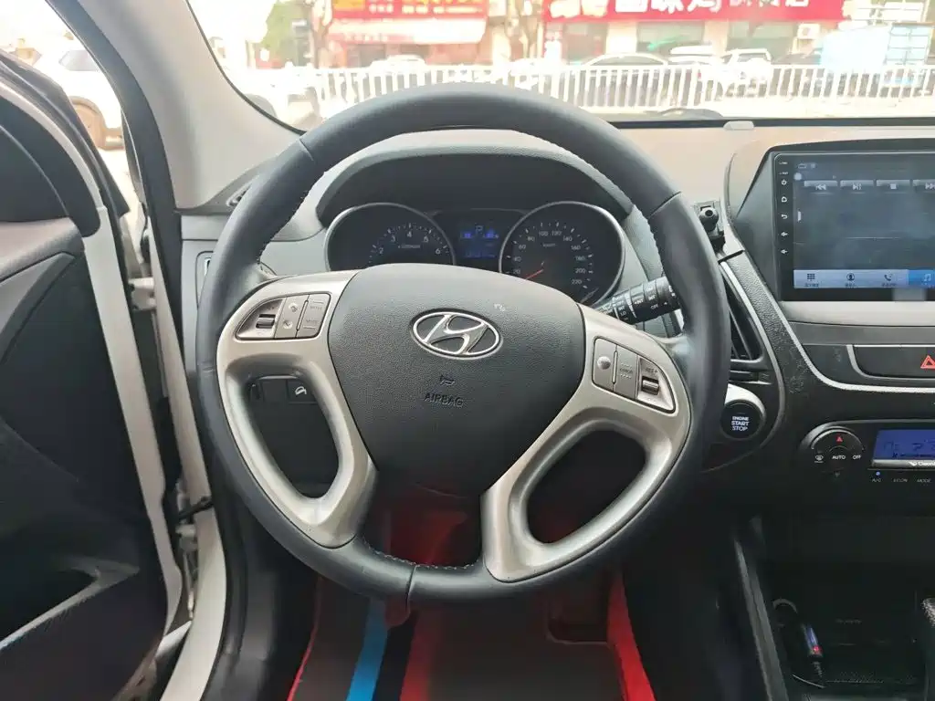 Hyundai ix35 2015