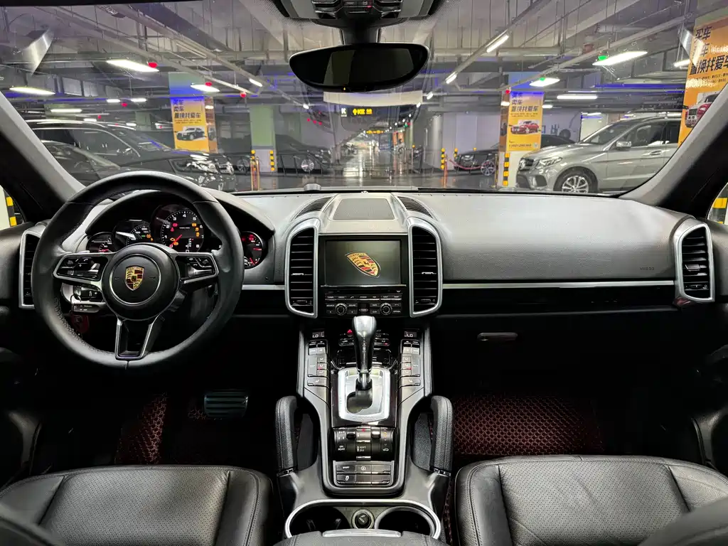 Porsche Cayenne 2015 — фото 19