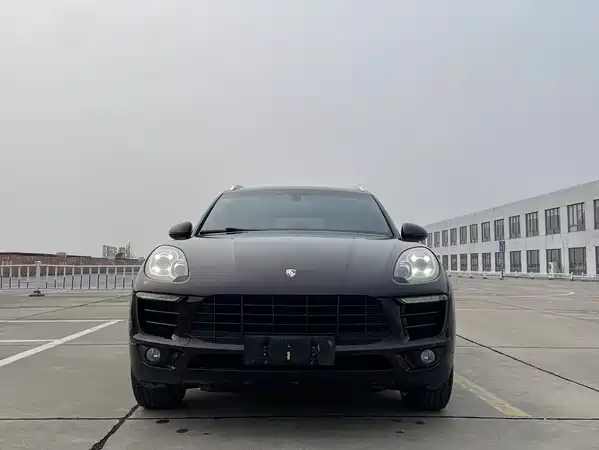 Porsche Macan 2014