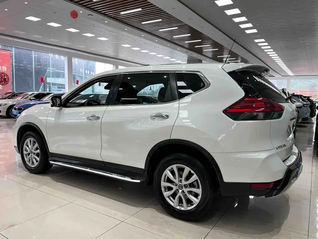 Nissan X-Trail 2018 — фото 13