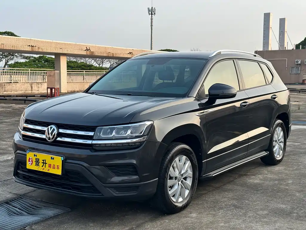Volkswagen Tharu 2020