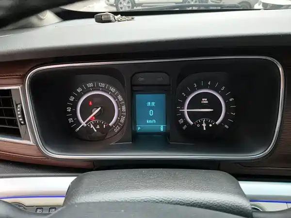 Buick GL8 2018
