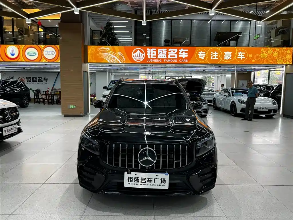 Mercedes-Benz GLB AMG 2025 — фото 6