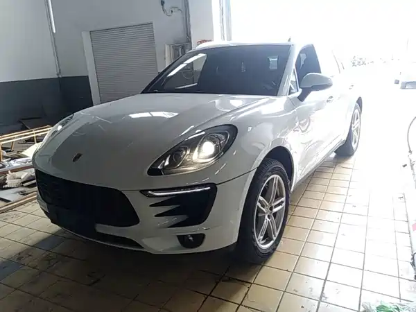 Porsche Macan 2017