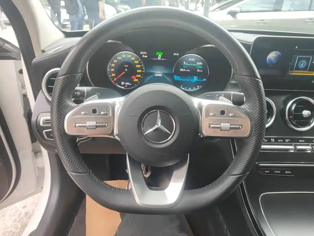 Mercedes-Benz C-Class 2021