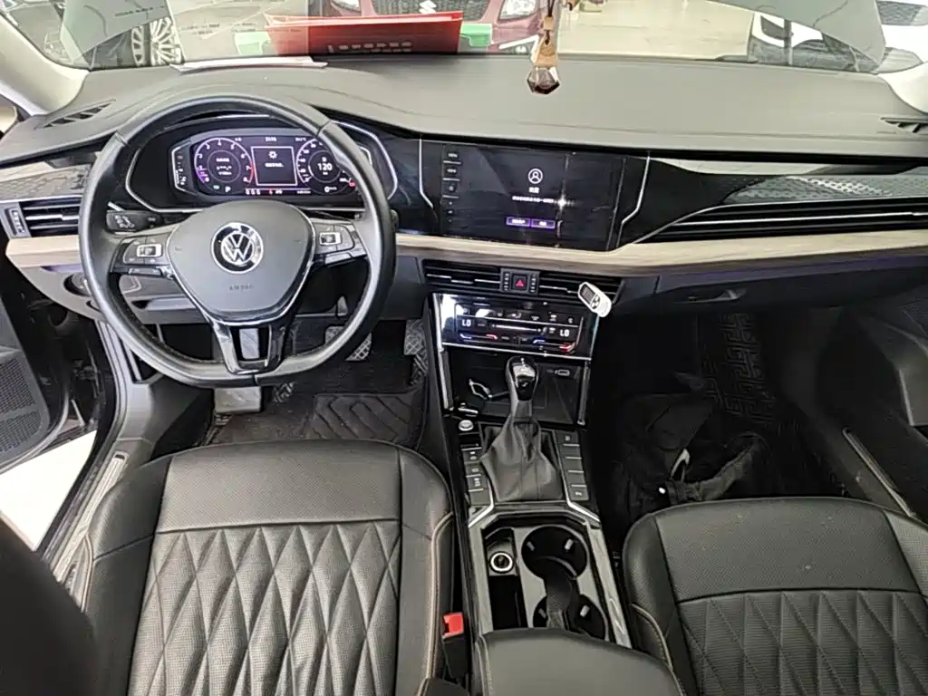 Volkswagen Passat 2021 — фото 10