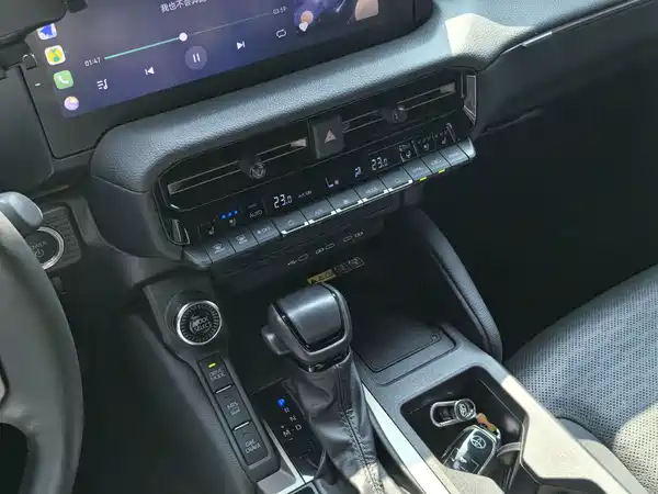 Toyota Prado 2024