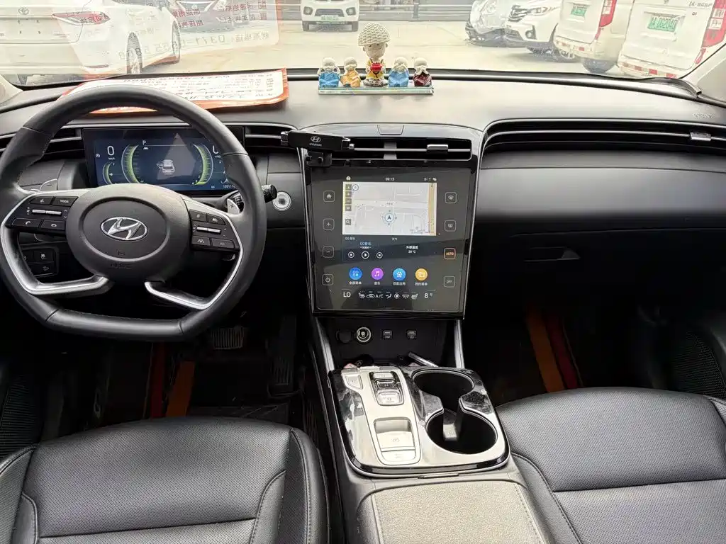 Hyundai Tucson 2022 — фото 9