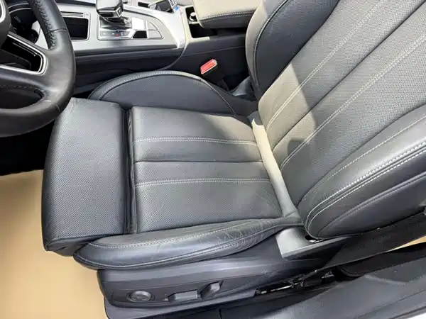Audi A4L 2020
