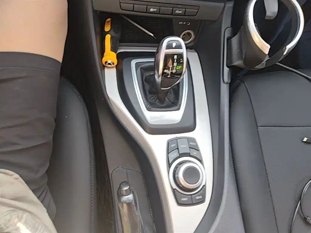 BMW X1 2014 — фото 14