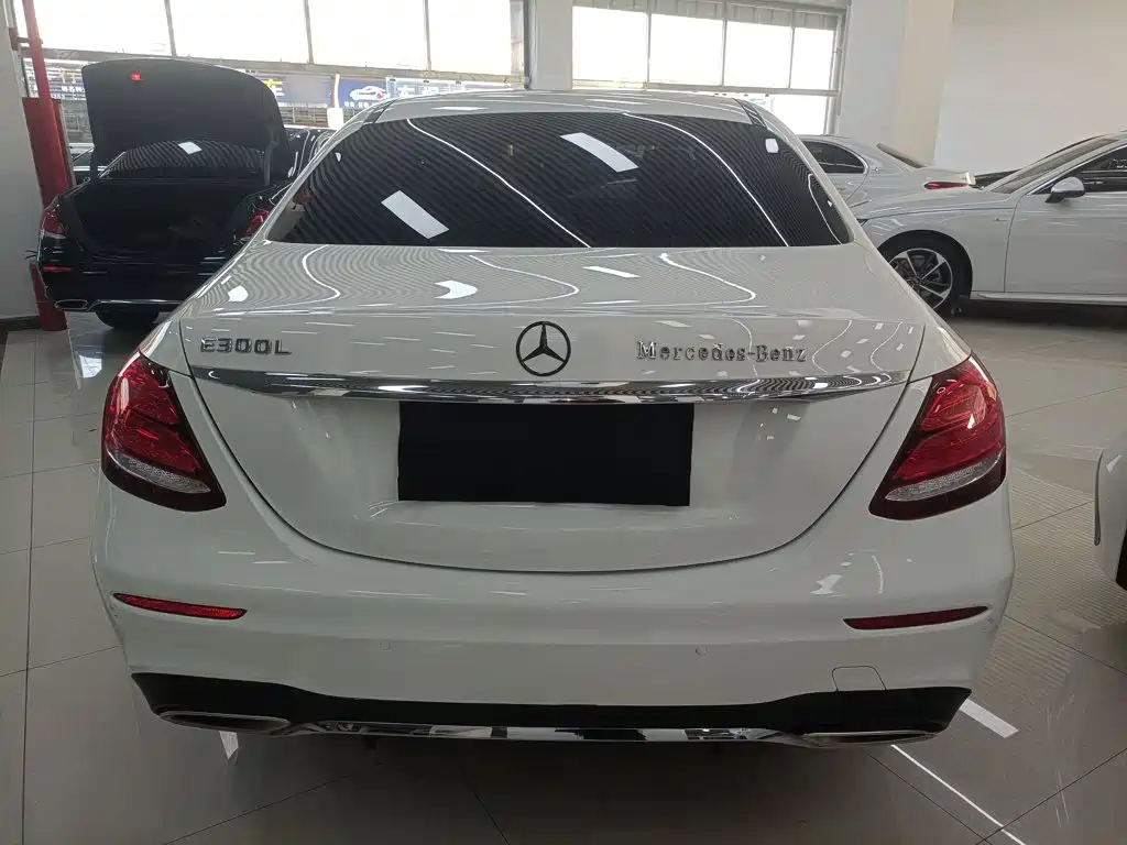 Mercedes-Benz E-Class 2018