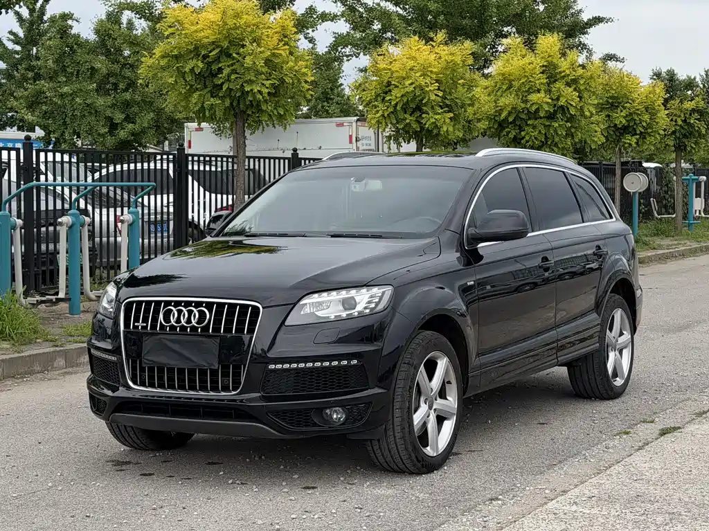 Audi Q7 2015 — фото 1
