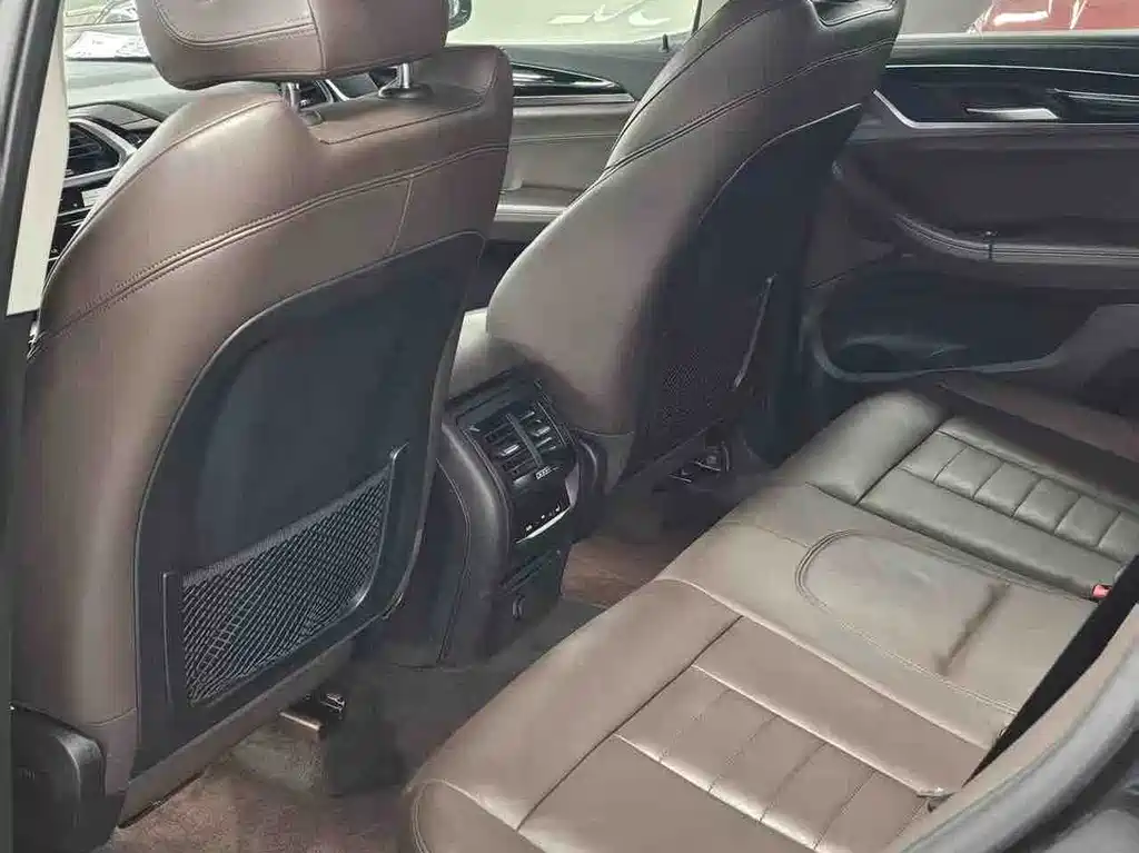 BMW X3 2019 — фото 11