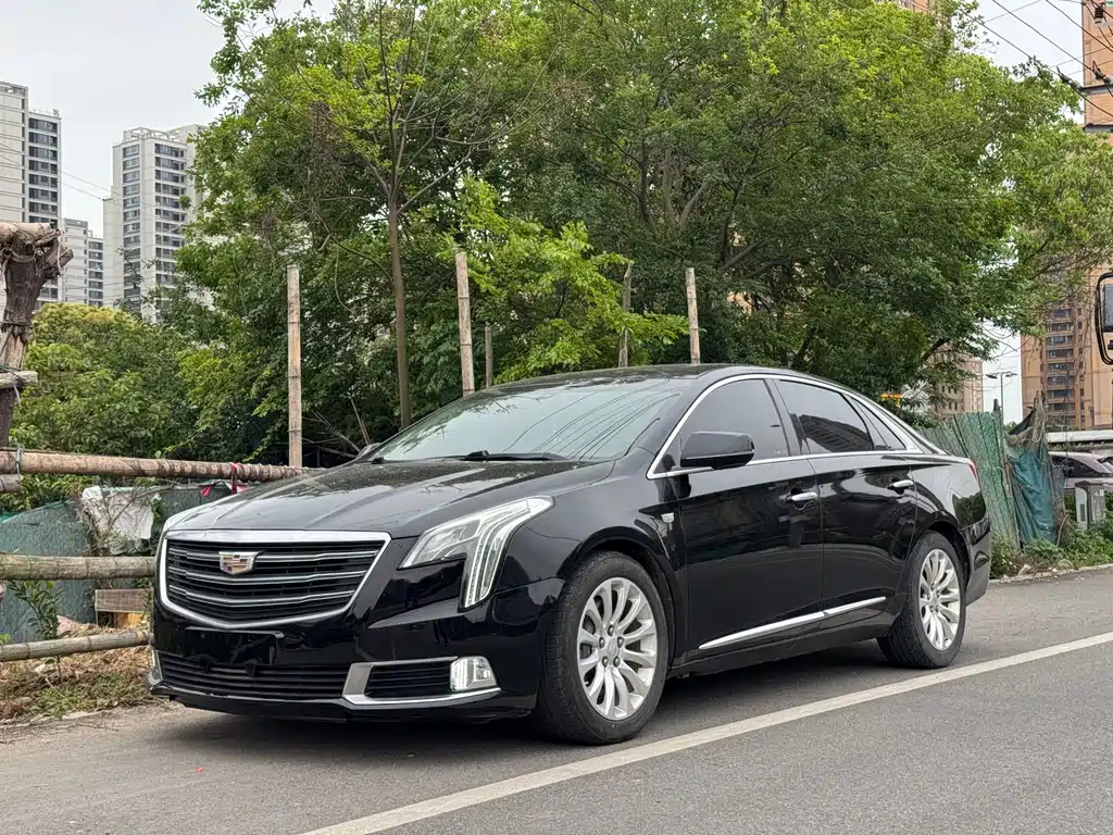 Cadillac XTS 2019 — фото 2