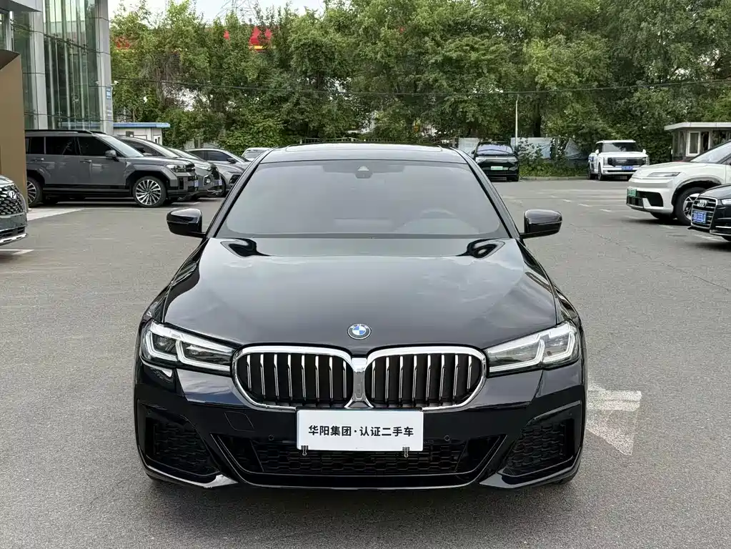 BMW 5 Series 2023 — фото 2
