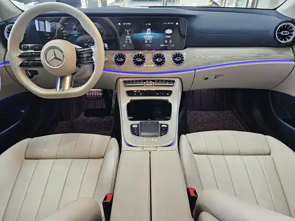 Mercedes-Benz E-Class 2023