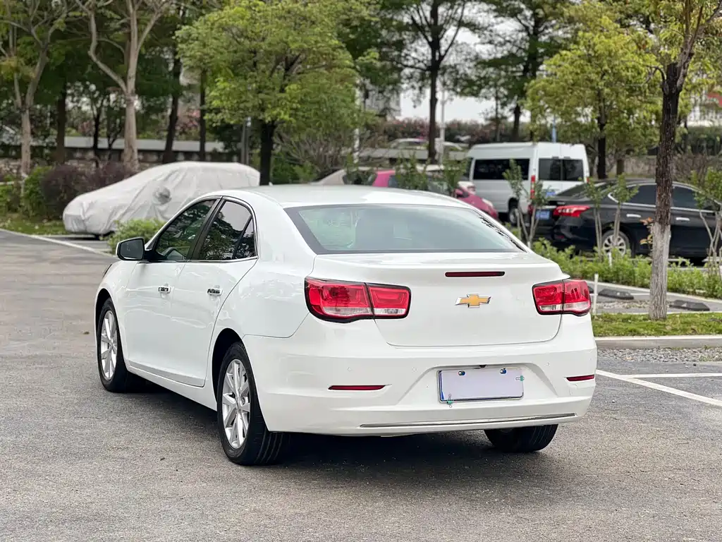 Chevrolet Malibu 2018 — фото 4