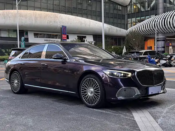 Mercedes-Benz S-Class 2023