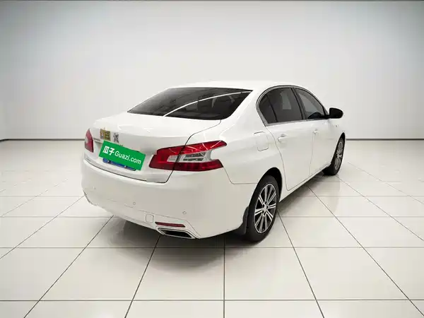 Peugeot 408 2018