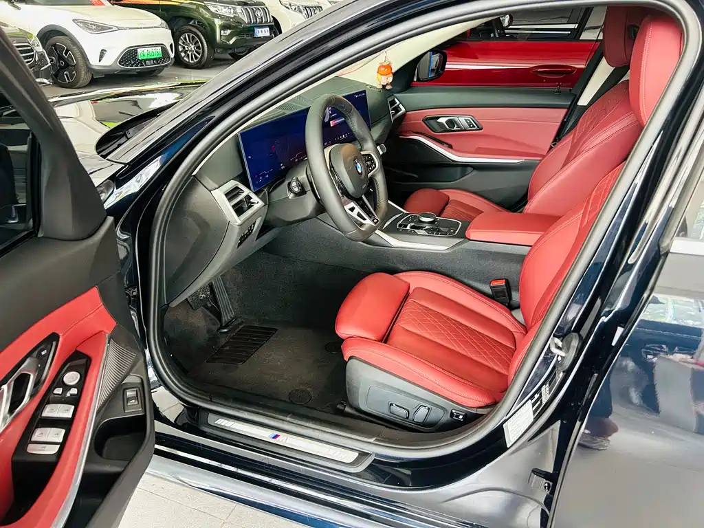 BMW 3 Series 2025