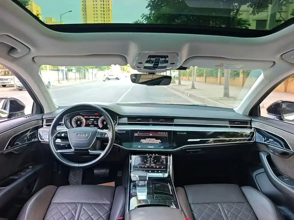 Audi A8 2021