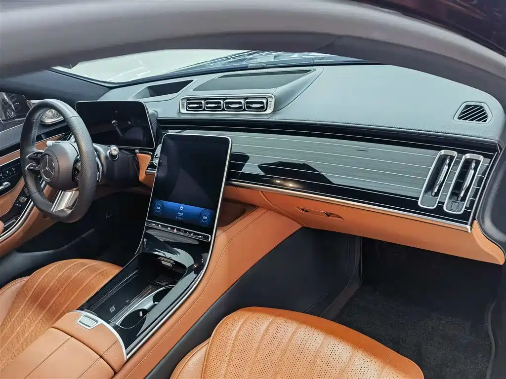 Mercedes-Benz S-Class 2025 — фото 18