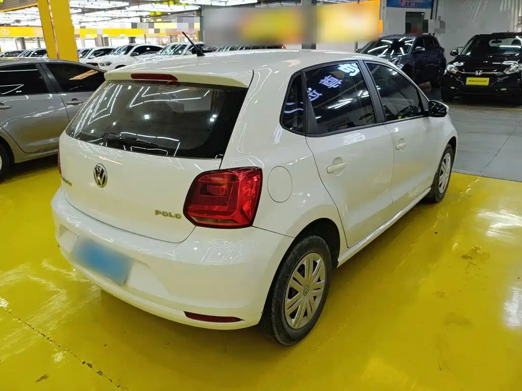 Volkswagen Polo 2016
