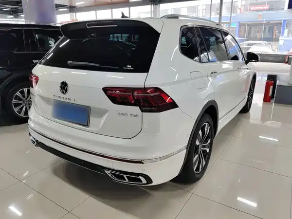 Volkswagen Tiguan L 2022