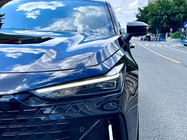 Changan UNI-V 2023